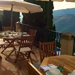 Casa De Canilhas